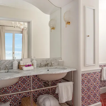Helios - Small Luxury Of The World Ξενοδοχείο 5*