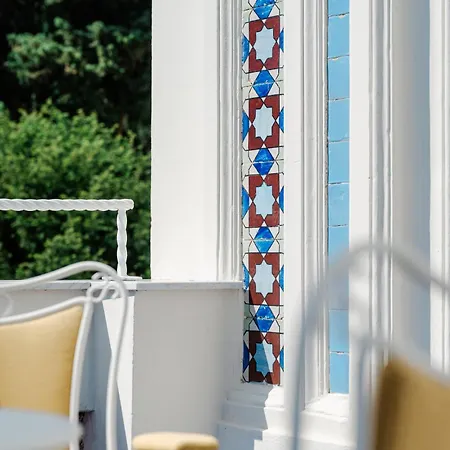 Helios - Small Luxury Of The World Κάπρι