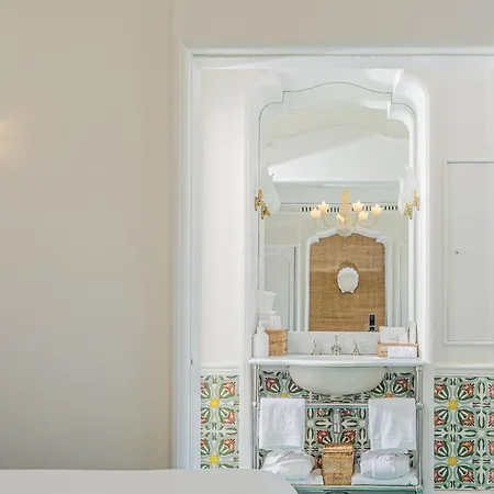 Ξενοδοχείο Helios - Small Luxury Of The World 5*