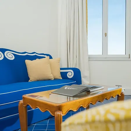 Ξενοδοχείο Helios - Small Luxury Of The World 5*