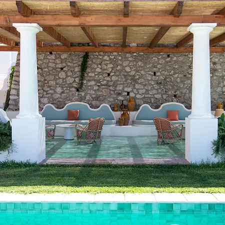 Helios - Small Luxury Of The World 5*